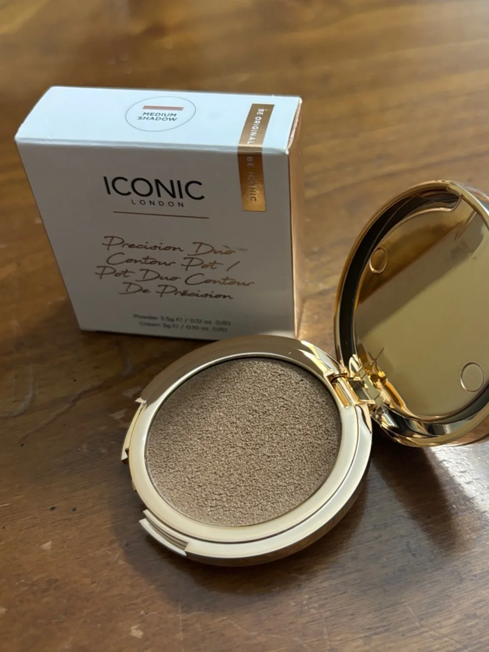 ICONIC London Duo Contour Compact in Medium Shadow